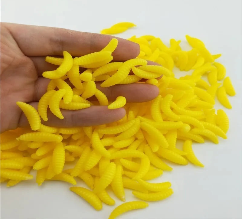 20pcs/lot Silicone Bait Maggot Grub Soft Fishing Lure 2cm 0.3g Artificial Bread Smell Worms