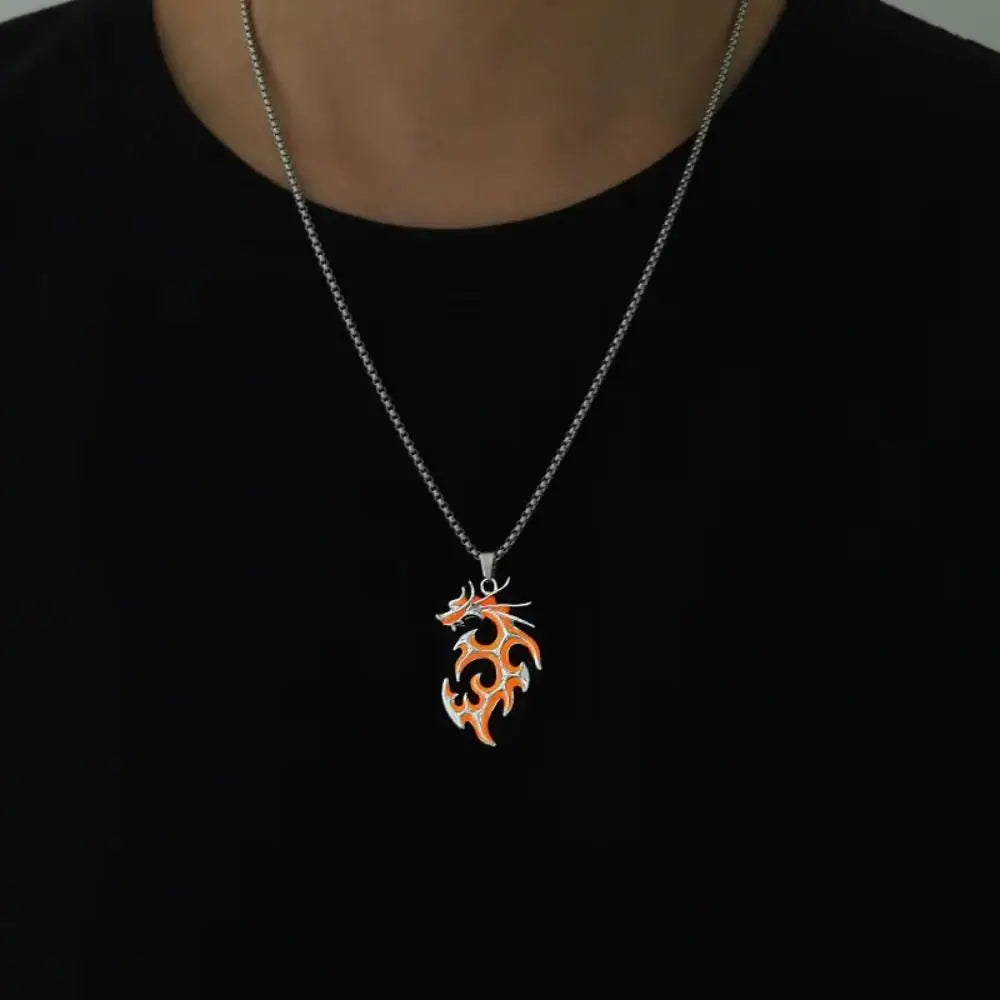 Womens Teen Girls Luminous Moon Necklace Moon Pendants Chain Choker Glow in The Dark