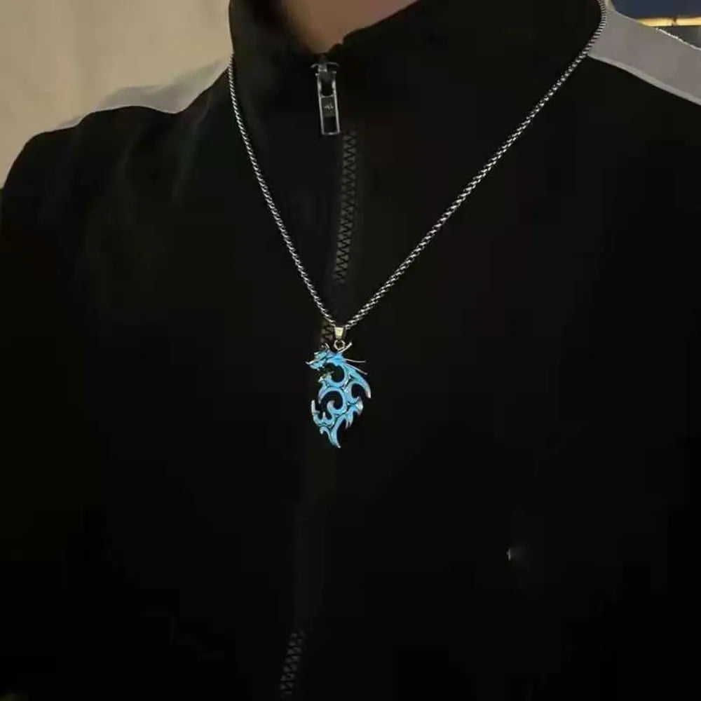 Womens Teen Girls Luminous Moon Necklace Moon Pendants Chain Choker Glow in The Dark