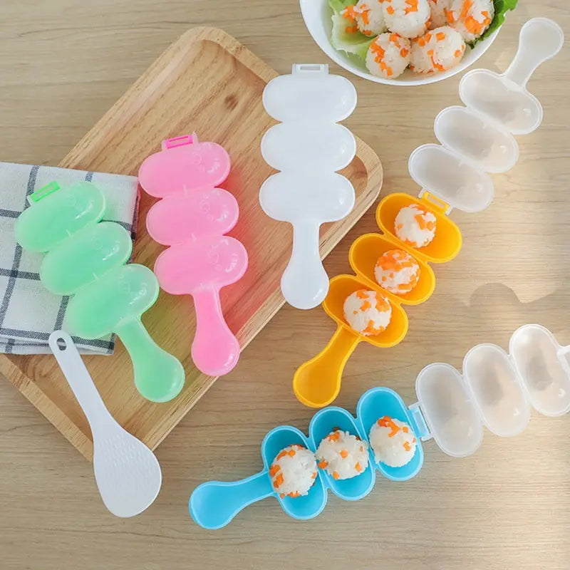 2Pcs/Set Baby Rice Ball Mold Shakers Food Decoration Kids Lunch DIY Sushi Maker Mould
